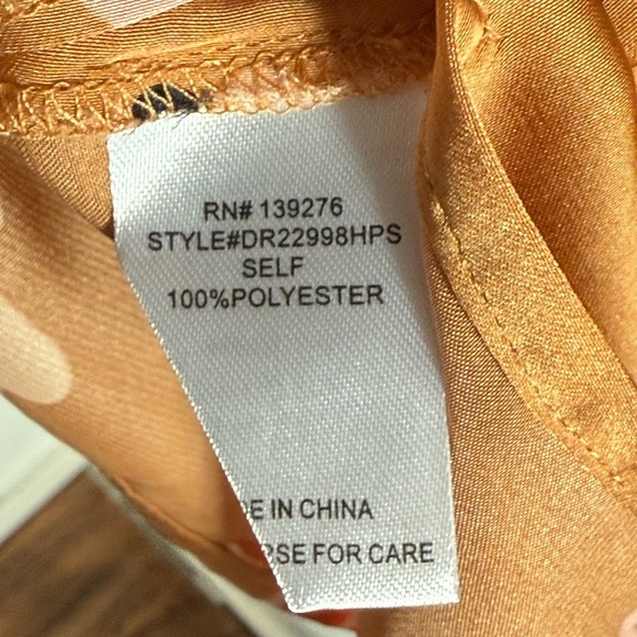 DR2 Women's Floral Satin Blouse, XXL - Picture 4 of 7